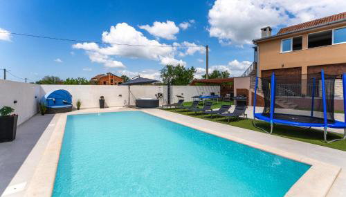 Lovely Apartment In Skabrnja - Foto 1