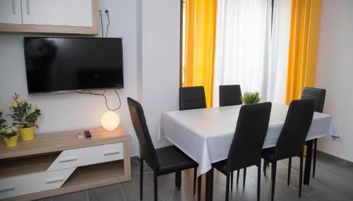 Apartamentos La Plazuela Baños de Montemayor - Foto 3