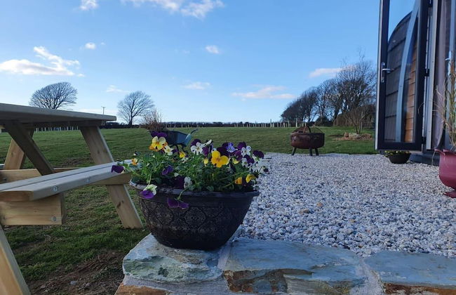 Hornbeam Eco Cabin - Sleeps 2 - Valley View - Foto 11