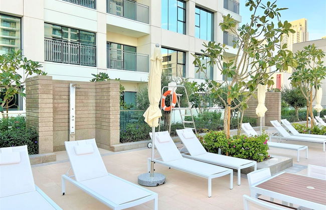 New! Luxurious Stay Dubai Creek Balcony & View - Photo 28