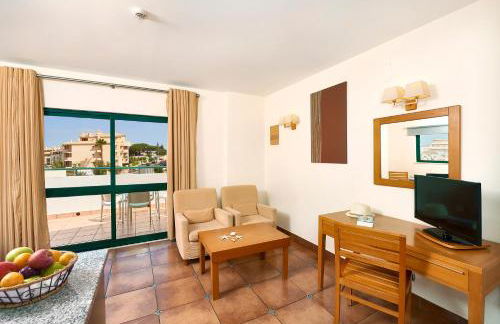 Oceanus Aparthotel - Foto 59