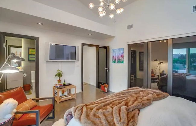 Troy Dr - Sleek & Modern Hollywood Hills Home With Stunning Views - Foto 19