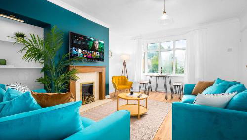 3 Bedroom House - Garden - Parking - Interior Designed - Netflix - Wifi - 52H - Foto 3