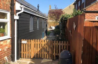 Unique one bed contemporary bungalow town centre - Foto 9