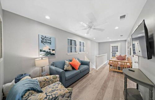 Huge beach house with great views, steps from sand - Foto 21