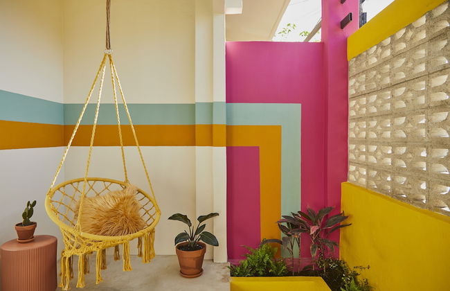 MOOD HAUS by DW - 70's Retro Stays - Photo 47