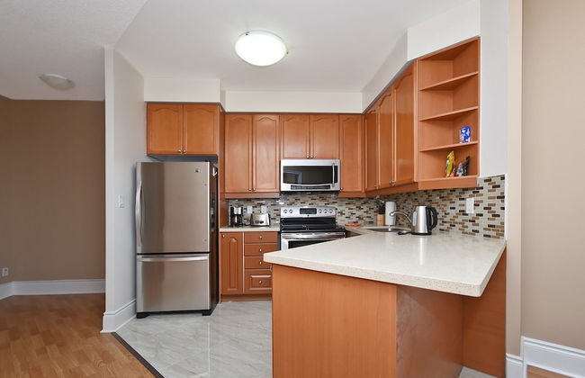 NAPA Furnished Suites Square One - Photo 8