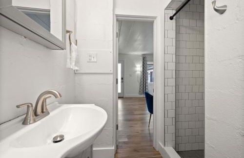 Chic City Retreat 93F - Foto 16