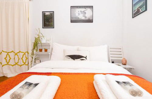 Beautiful 1BR Apartment in Clapton, 5 mins Overground St - Foto 5