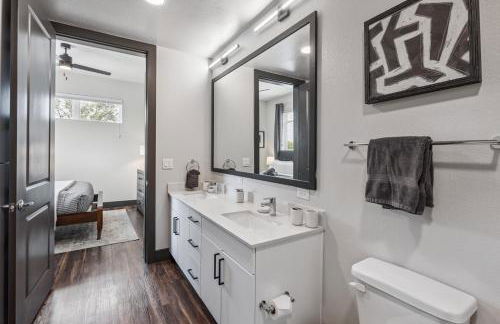 Travel Nurse Favorite - 30 plus Day Friendly - Foto 27