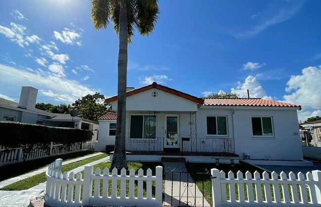 Cozy and Super Location 2 BR -1 - Photo 28