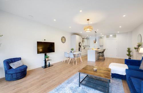 Luxury 5 Bedroom, 4 Bathroom Home in Purley - Foto 3