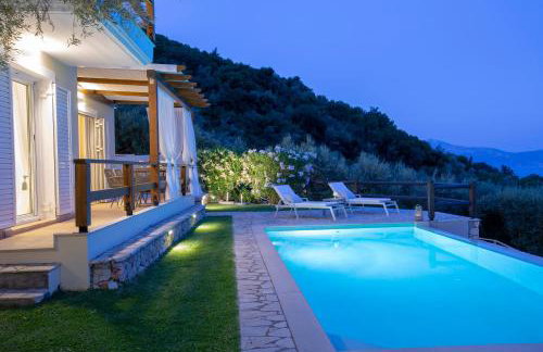 Villa Meliti - private villa with stunning seaviews, infinity pool, close to the beach - Photo 32