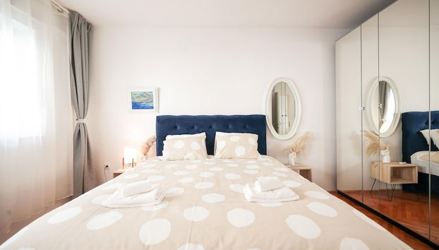 Modern Apartment With Terrace Near old Town - Foto 5, Habitación