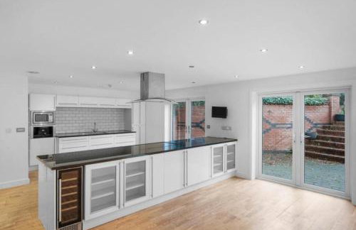 5 bed house with hot tub - Foto 36