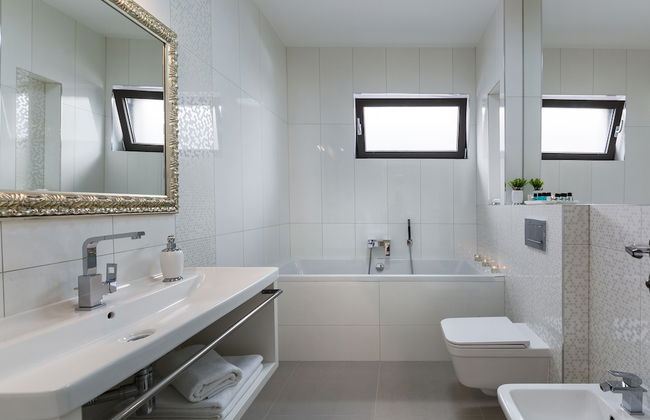 Shell Luxury Residences - Photo 56