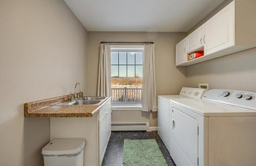 Spacious Eagle Lake Home with Fireplace and Deck - Foto 31