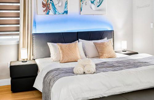 Spacious 9BR Home with Parking and Near DTLA - Foto 34