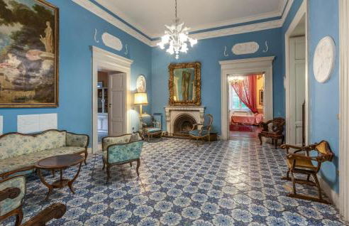 3 Bedroom Beautiful Home In Salerno - Foto 22