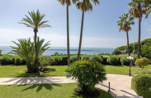 LE CASTEL ROSE Super Cannes, face aux Îles de Lérins - Foto 2