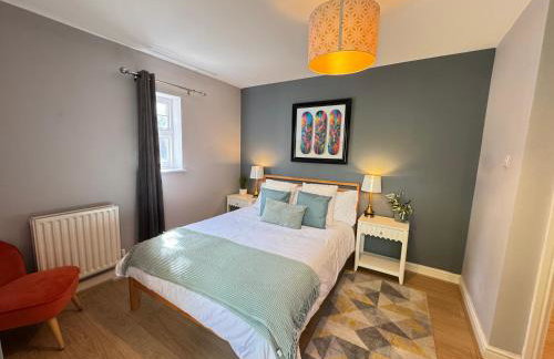 Very Large Central Property - Foto 9