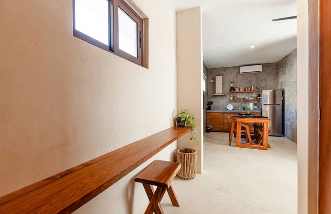 Minimalistic Coup De Coeur In Town - 2 Rooms Unit - Photo 24