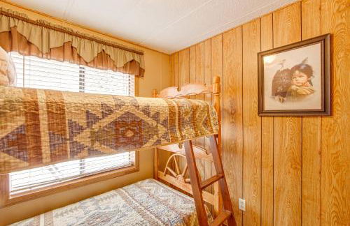 Creekside Cabin with Deck and Views in Panguitch! - Foto 21