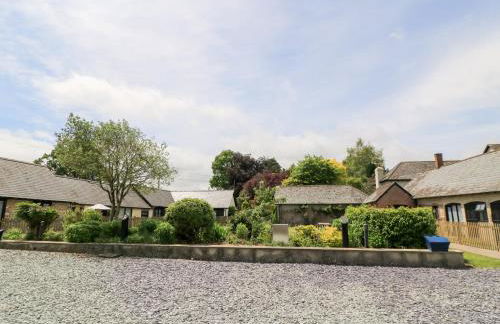 Corner Barn - Photo 20