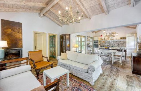 2 Bedroom Pet Friendly Home In Malinska - Photo 5