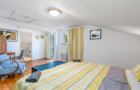 4 Bedroom Gorgeous Home In Jurdani - Photo 40