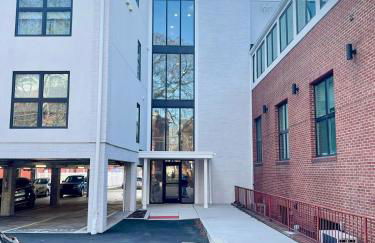 Central 2BR Near Yale WiFi with Washer and Dryer - Foto 9