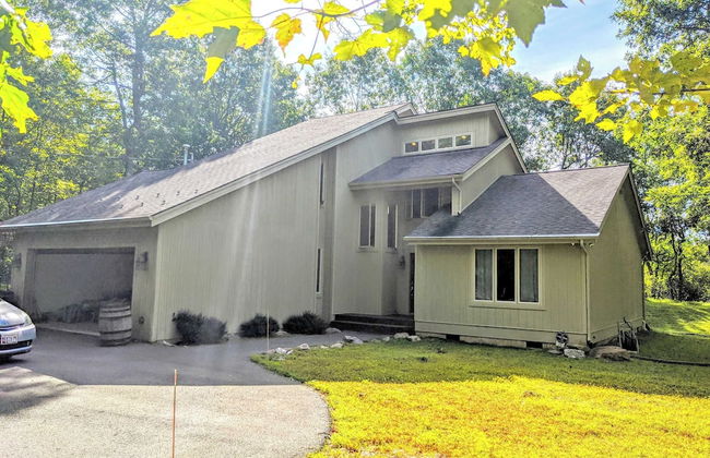 Mountain Hideout by Avantstay Game Room + Deck - Foto 53