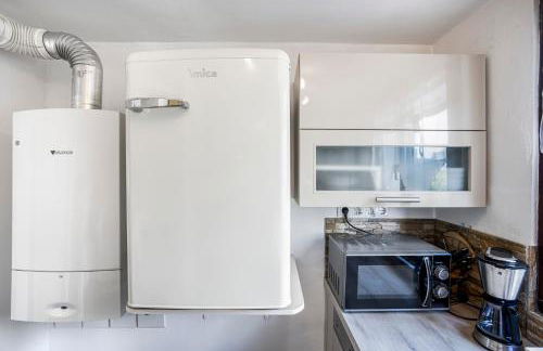 Mehr Platz als im Hotel - Ruhig & Zentral, Parkplatz, WLAN, Arbeitsplatz - Foto 14