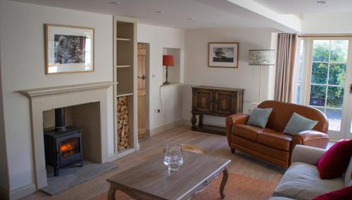 Ford End Cottage - Photo 3