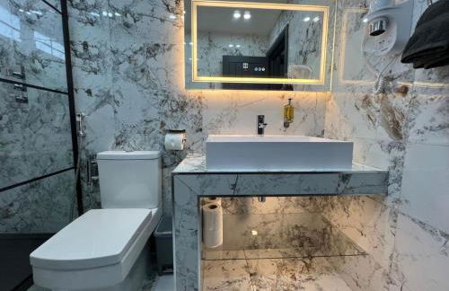 Urban Escape 4BedRoom House- With Free private Parking - Birmingham City - Foto 78