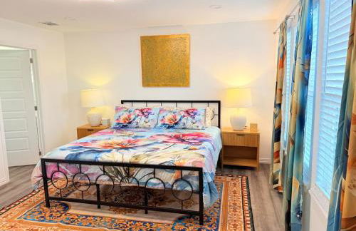 Cozy Lakeview Retreat Home - Photo 28