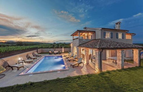 Awesome Home In Radeki Polje With Sauna - Foto 13