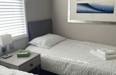 2 Bedroom Villa - Lakeside Holiday Park - Photo 15