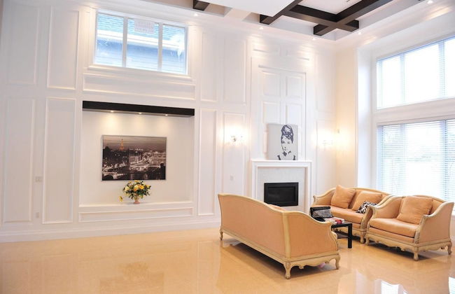 Brand New Luxury House - Photo 9