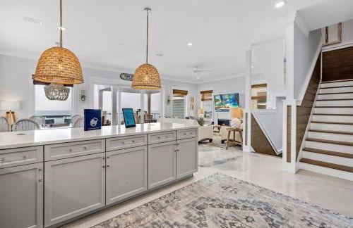 Blue Heaven on the Beach Gulf Front Sleeps 20 6 Br Heated Private Pool - Foto 5