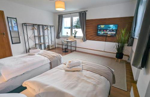 BesTime - 5 Schlafzimmer, Wohnzimmer, Küche, Waschtrockner, Terrasse, Smart-TVs, Netflix, Tischfußball - Foto 29