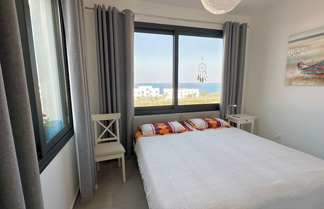 Cosy Apartment With Scenic Terrace Views - Photo 4