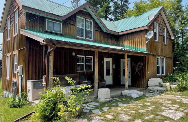 4 Bedroom Cottage On Manitoulin Island - Next to Sandy Beach! - Foto 20