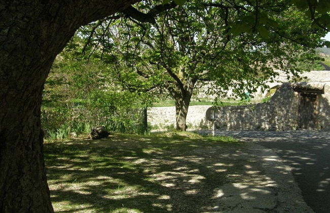 Charming Provencal Holiday Home With Garden - Foto 26