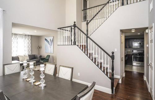 Viva Vegas Cozy 3BR Home Minutes from the Strip - Photo 46