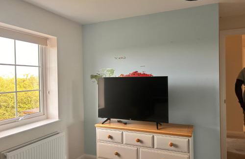 Modern 4-Bed Detached Home in Corby - Foto 3