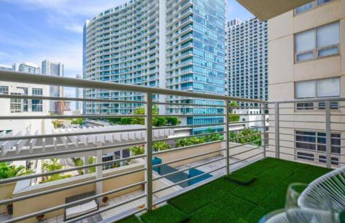 Amazing Condo with Pool at Midblock Miami - Foto 5