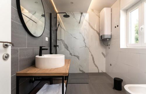 Casa Piano in a calm village enveloped by nature - Foto 9