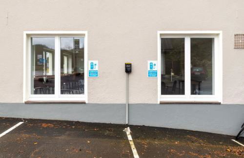 Grosse Gruppenunterkunft im Nationalpark Eifel mit Bar und Terrasse - Foto 19