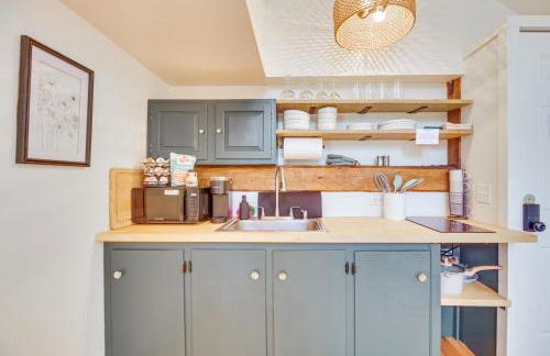 Hike and Leaf Peep Couples Retreat in Waterbury! - Foto 11